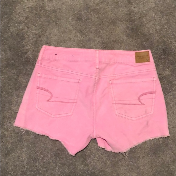 Pink jean shorts - Picture 2 of 2